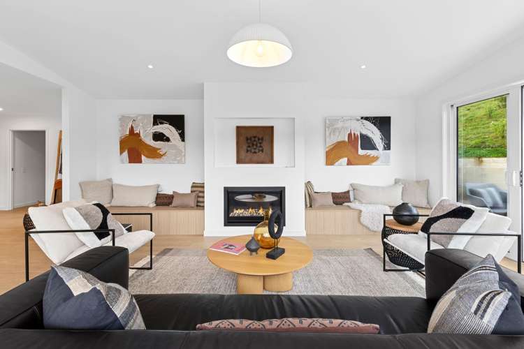 2 Charters Lane Stoke_5