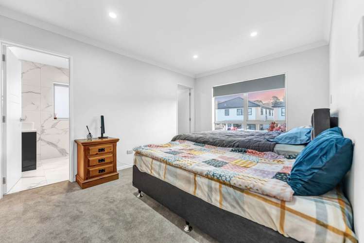 15 Uru Drive Flat Bush_17