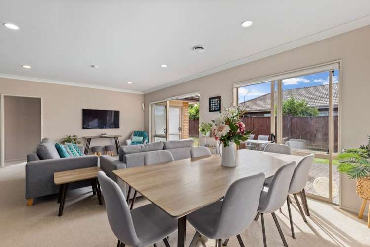 31 Stranraer Crescent Wattle Downs_7