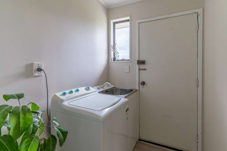 148 Akura Road Matahiwi_10