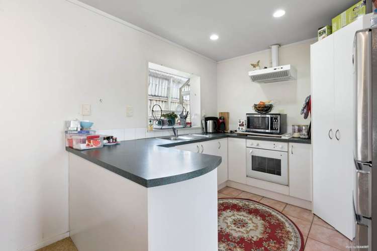 46 Manston Road Mangere_6