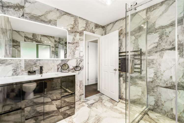 22 Gordon Stanley Drive Massey_15