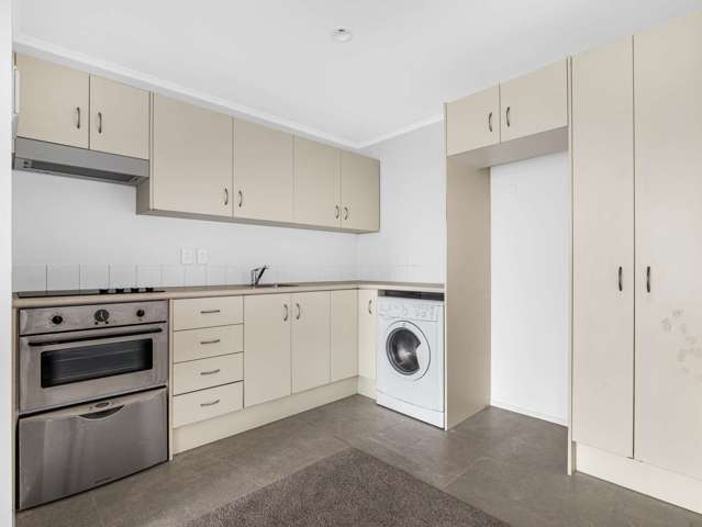 10D, 30 Westward Ho Glen Eden_2