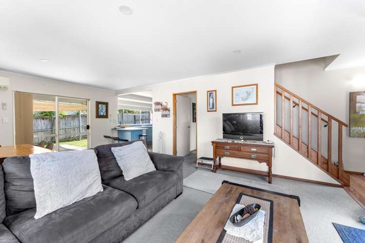 34 Ian Sage Avenue Torbay_21