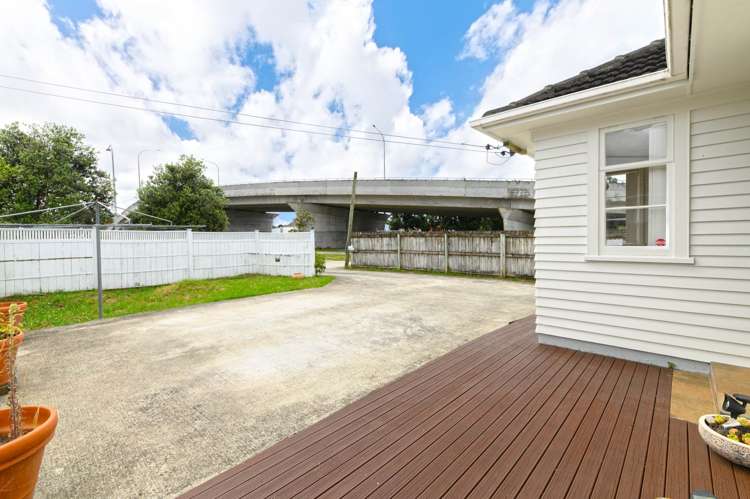 70 Melrose Road Mt Roskill_19