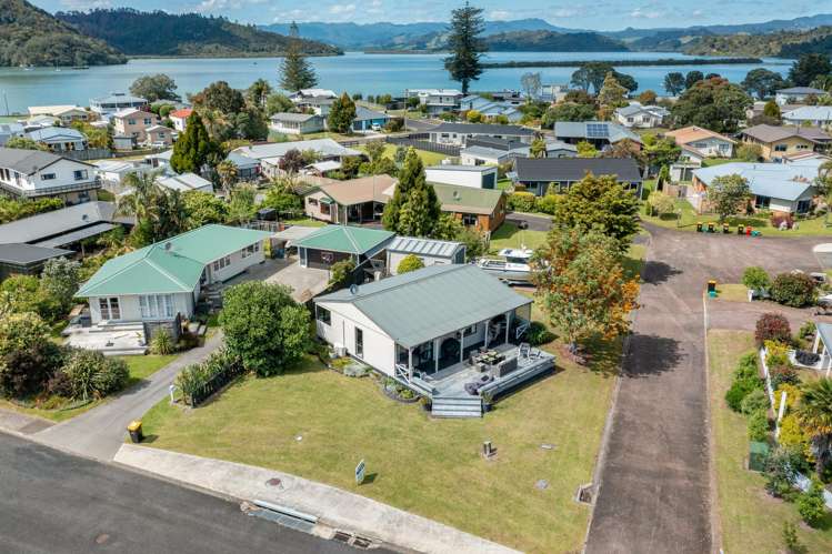 14 Sarah Avenue Whitianga_0