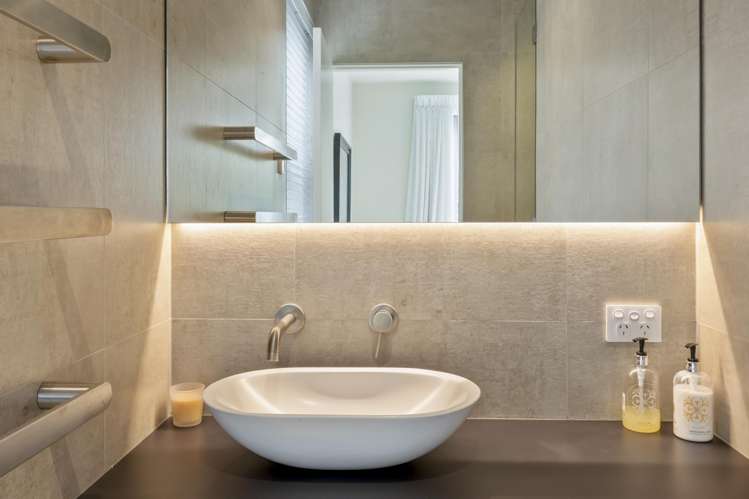 31 Falconer Rise Jacks Point_19