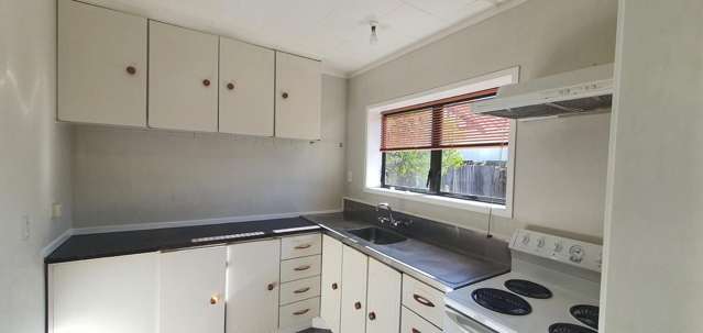 2/1345 Amohau Street 11068_1