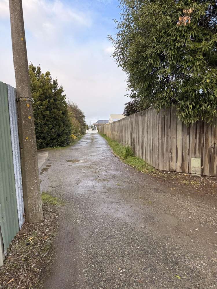 22 Avenal Street Avenal_37