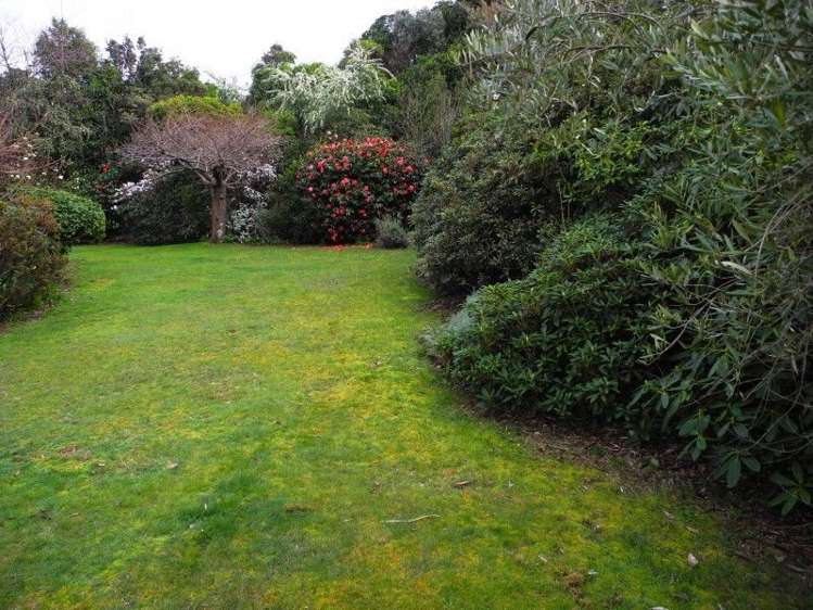 31 Settlers Hill Akaroa_7