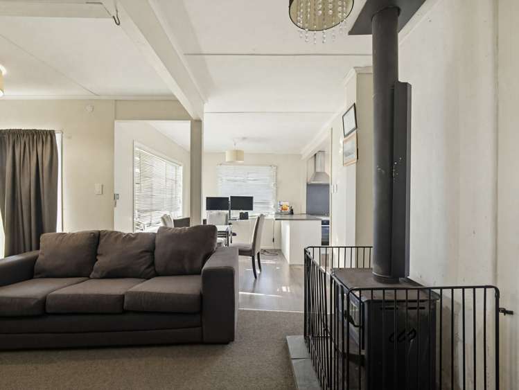 411 Hastings St South Akina_2
