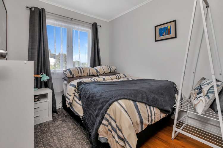 46 Memorial Drive Parahaki_9