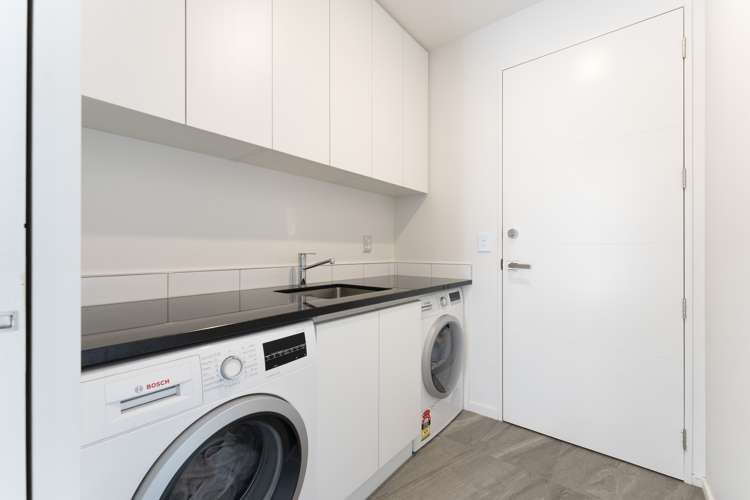 81 Lamorna Road Parklands_14