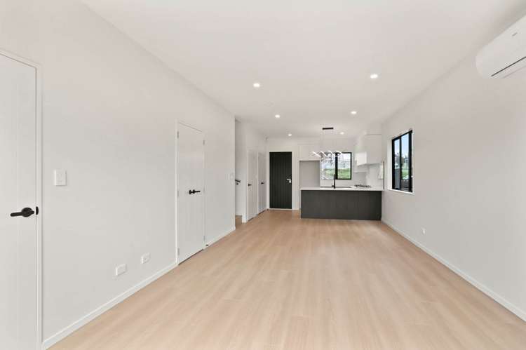 4 Toetoe Street Westgate_2