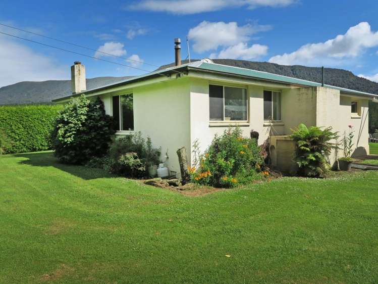 2350 Tahakopa Valley Road Catlins Surrounds_12