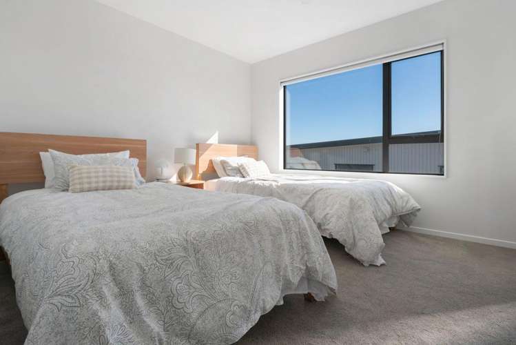 6/1B Egremont Street_5