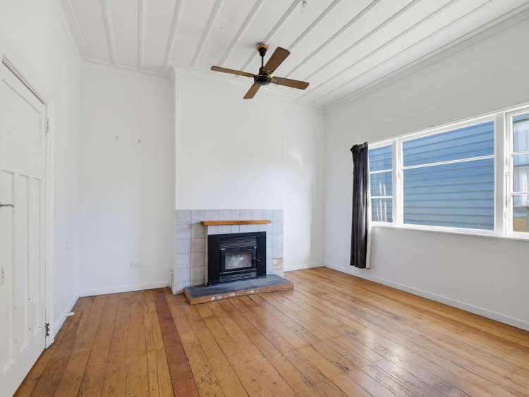 82 Keith Street_4