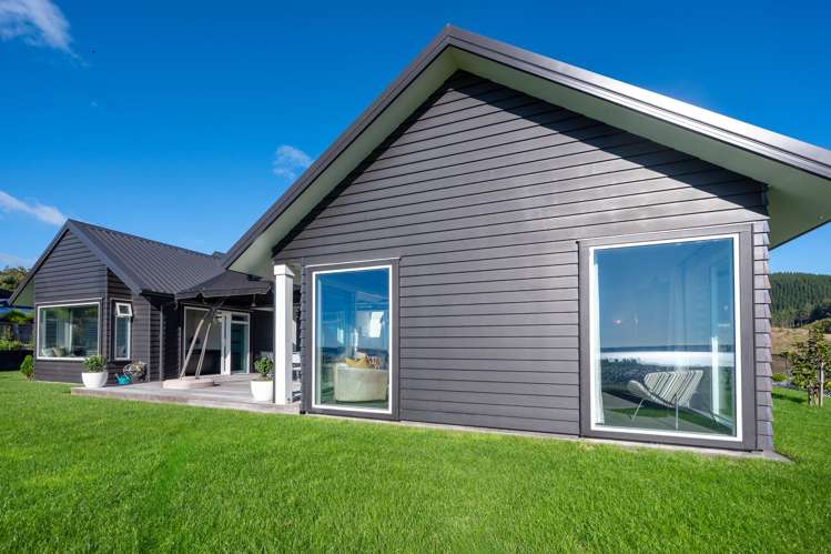 8 Jojos Way Lynmore_37