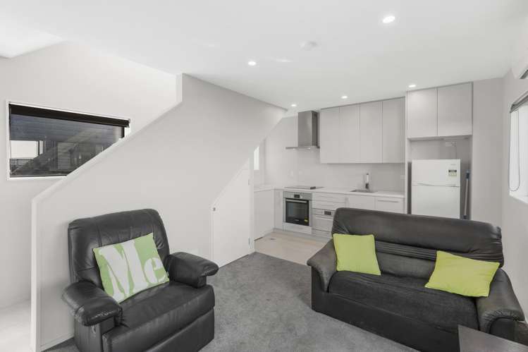 2/317 Gloucester Street_2