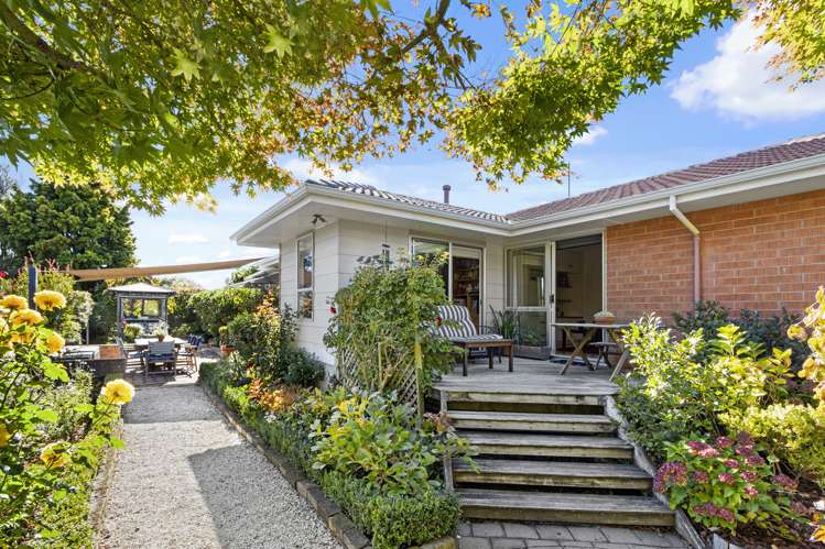 21 Bidwell Place Hillmorton_13