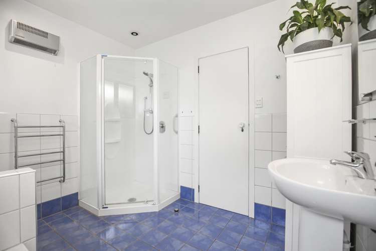 549 Robinsons Road Rolleston_13