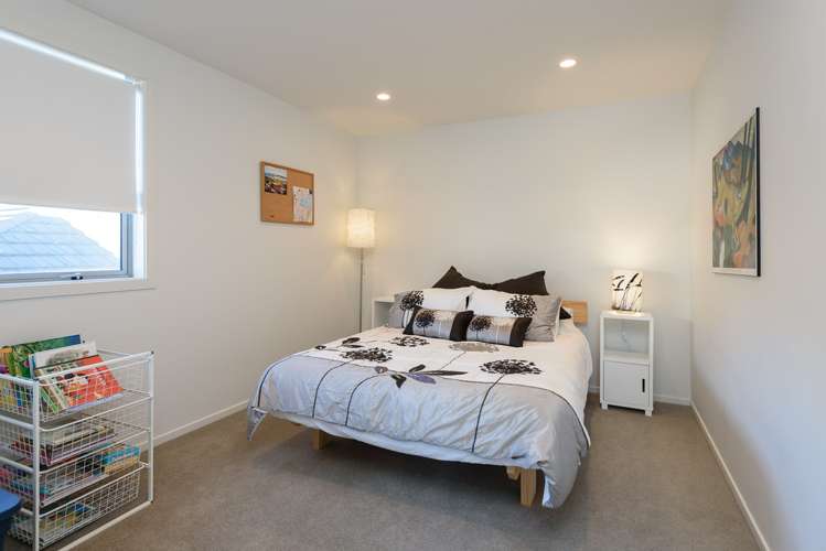 35 Cedarwood Street Woodridge_8