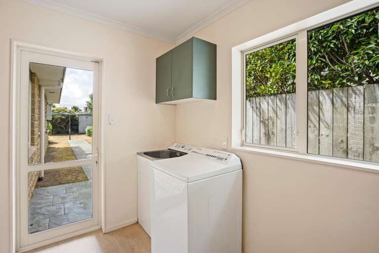 17 Quadrant Heights Paraparaumu_17