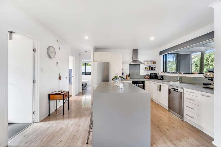 1a ocean beach road Tairua_12