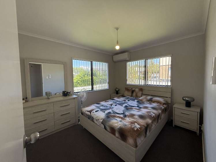 456A West Coast Road Glen Eden_13