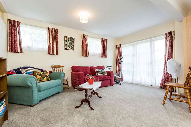 14 Castlewood Road Company Bay_9