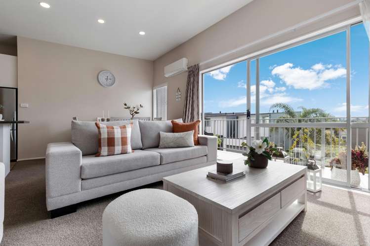 111/7 Kelvin Hart Drive East Tamaki_2