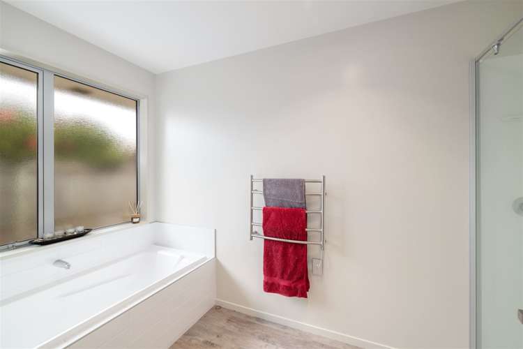 14 Sweet Waters Place Woolston_16