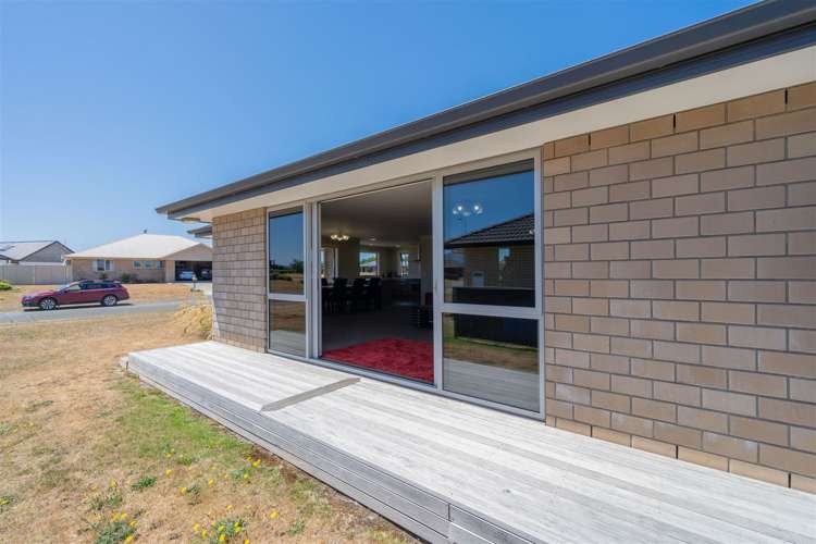 16 Cunaris Way Te Anau_26
