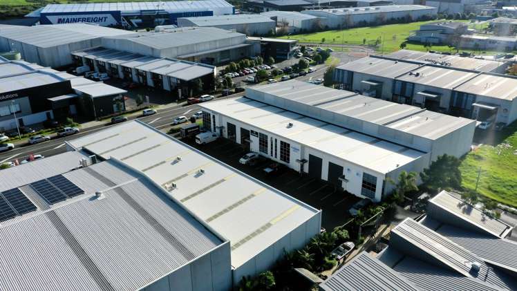 2/6 Workspace Drive Hobsonville_8