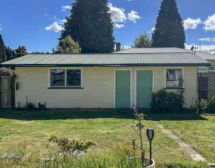 10 Broadway Reefton_13