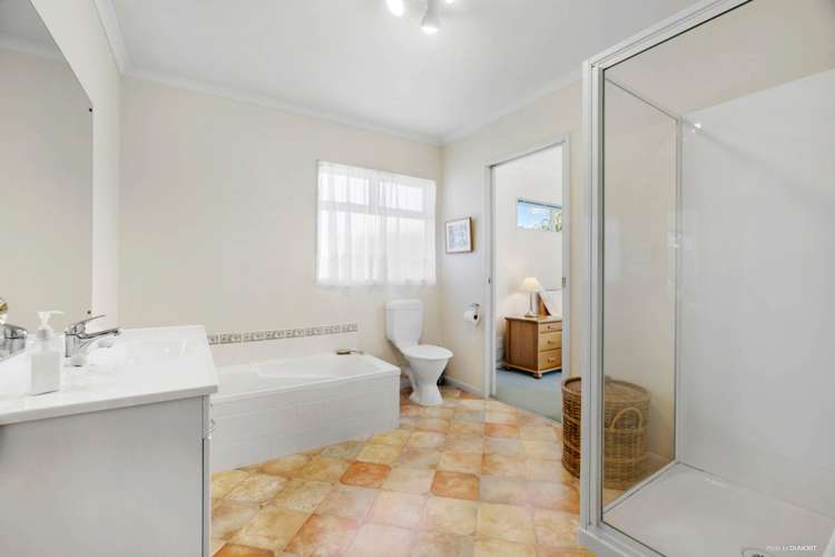 5 Francis Skinner Place Orewa_14