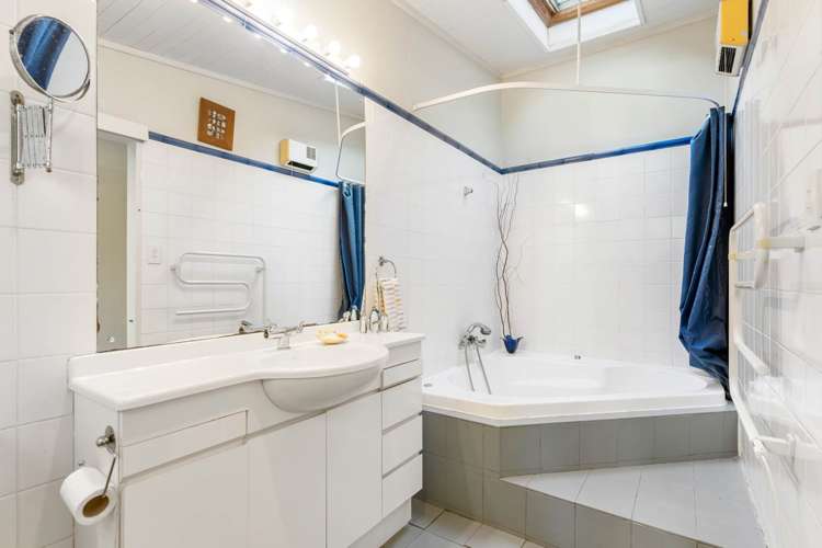 24 Wilding Avenue Northcote Point_11