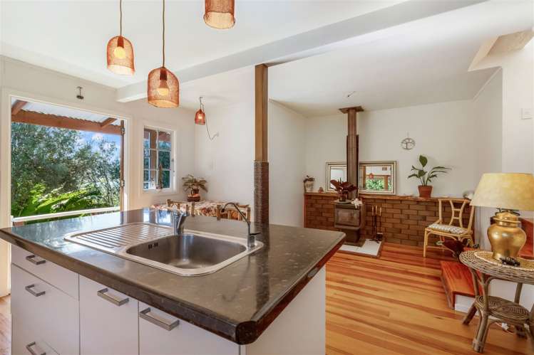 13 Shelly Beach Road Surfdale_8