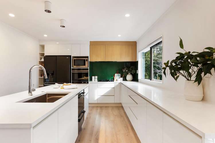 30d Derwent Crescent Titirangi_11