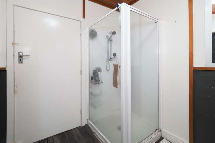 33 Reid Crescent Allenton_13