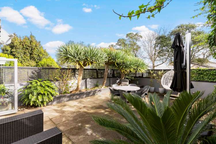 1/28 Thatcher Street Mission Bay_14