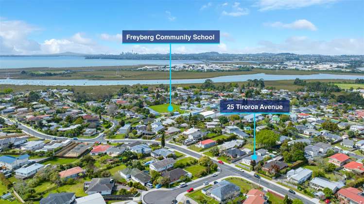 25 Tiroroa Avenue Te Atatu South_18