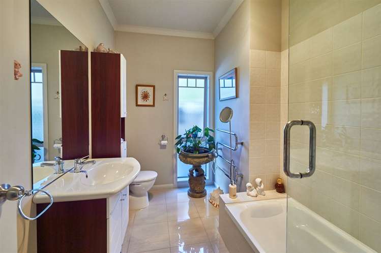 32 Ward Street Palmerston North Central_14