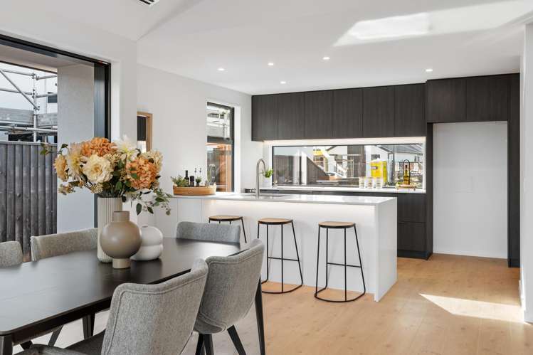 82 Whitehorn Drive Lincoln_2