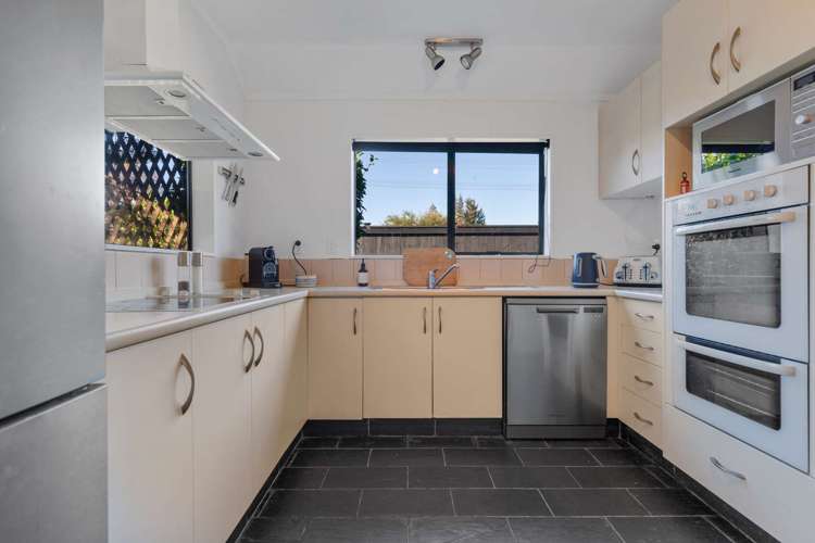 31a Utuhina Road Springfield_10