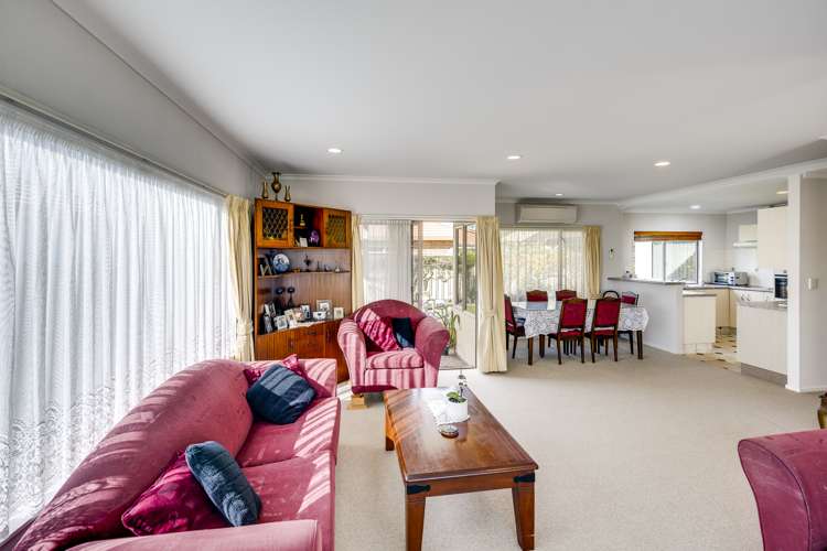 3 Ellerslie Place Taradale_8