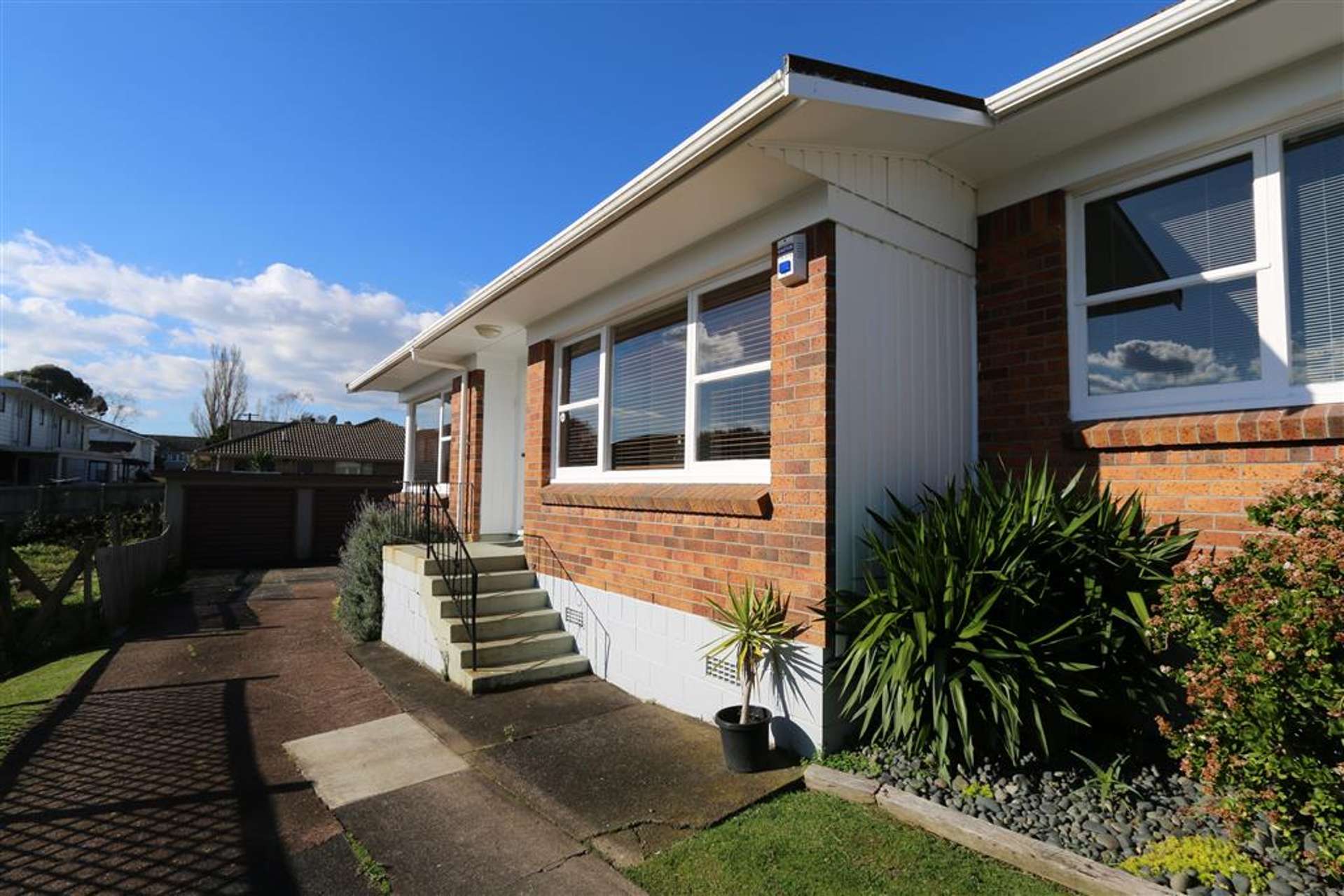 3-92 Gardner Avenue New Lynn_0