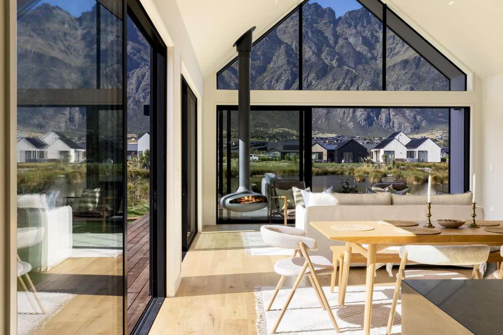 Guest space at Seven Centurion