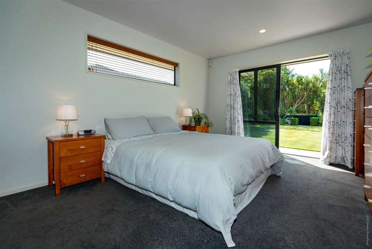 227 Southfield Drive Lincoln_17