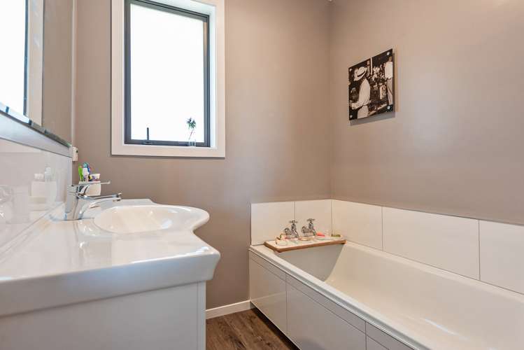 24a Waru Street Khandallah_23